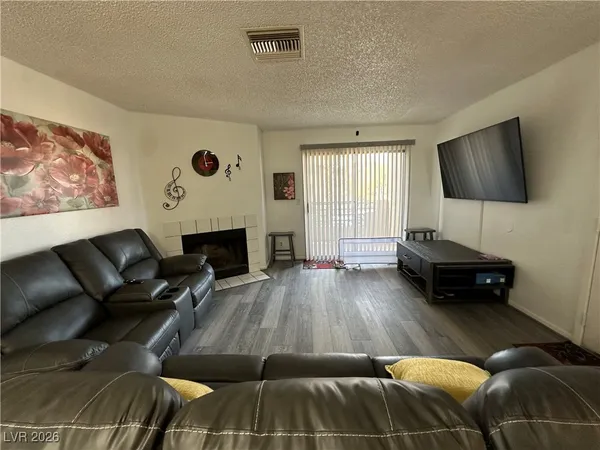 $225,000 | 2191 Bay Club Drive, Unit 202, Laughlin, NV 89029