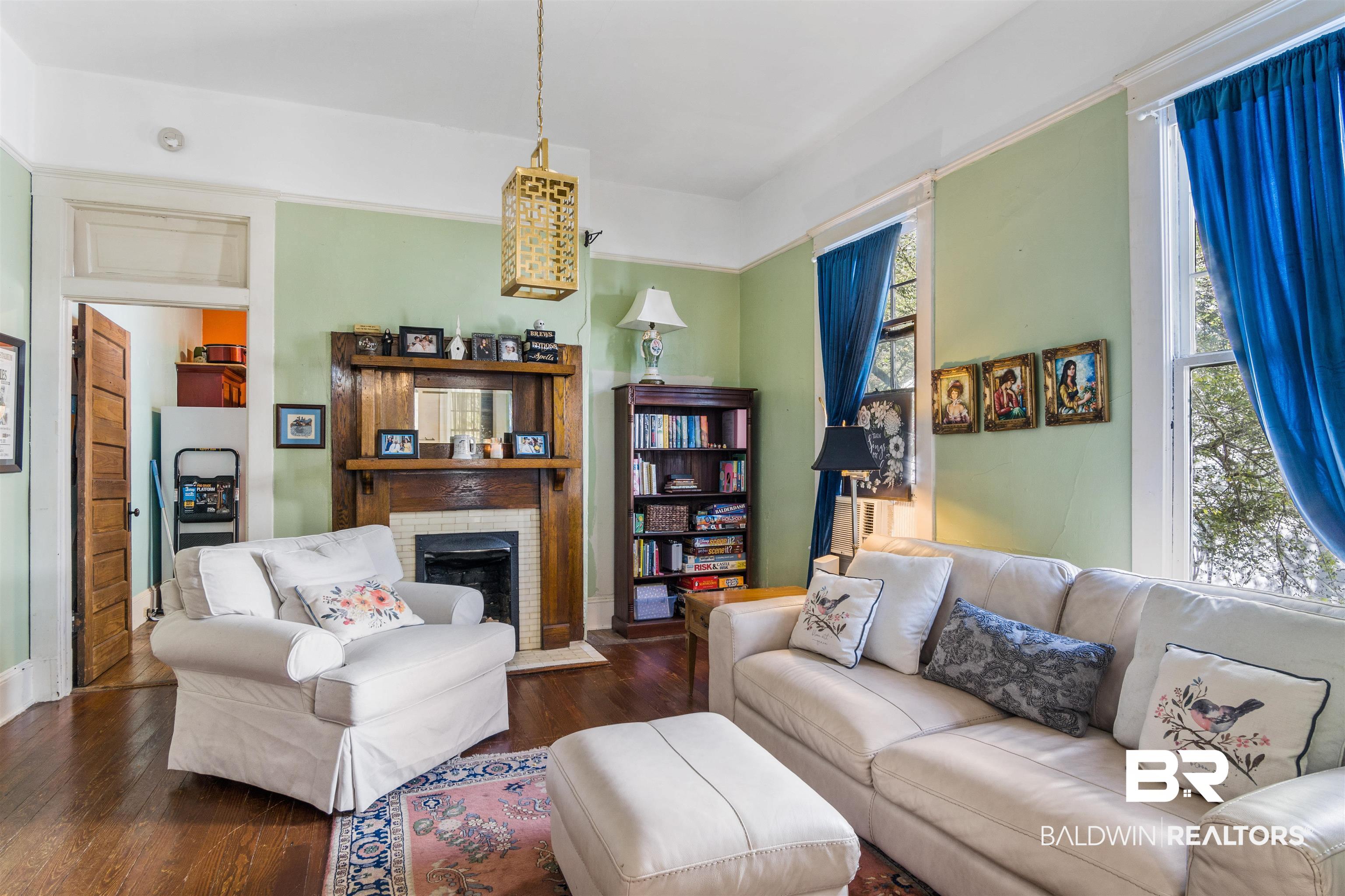 210 Tuttle Avenue Mobile, AL 36604 - Photo 5 of 19