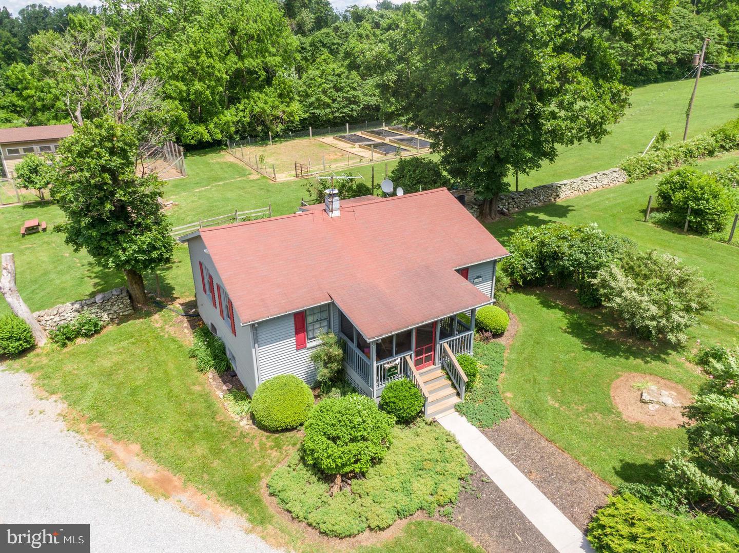 18777 Blue Ridge Mountain Road Bluemont, VA 20135 - Photo 39 of 65 Gallery Image 39