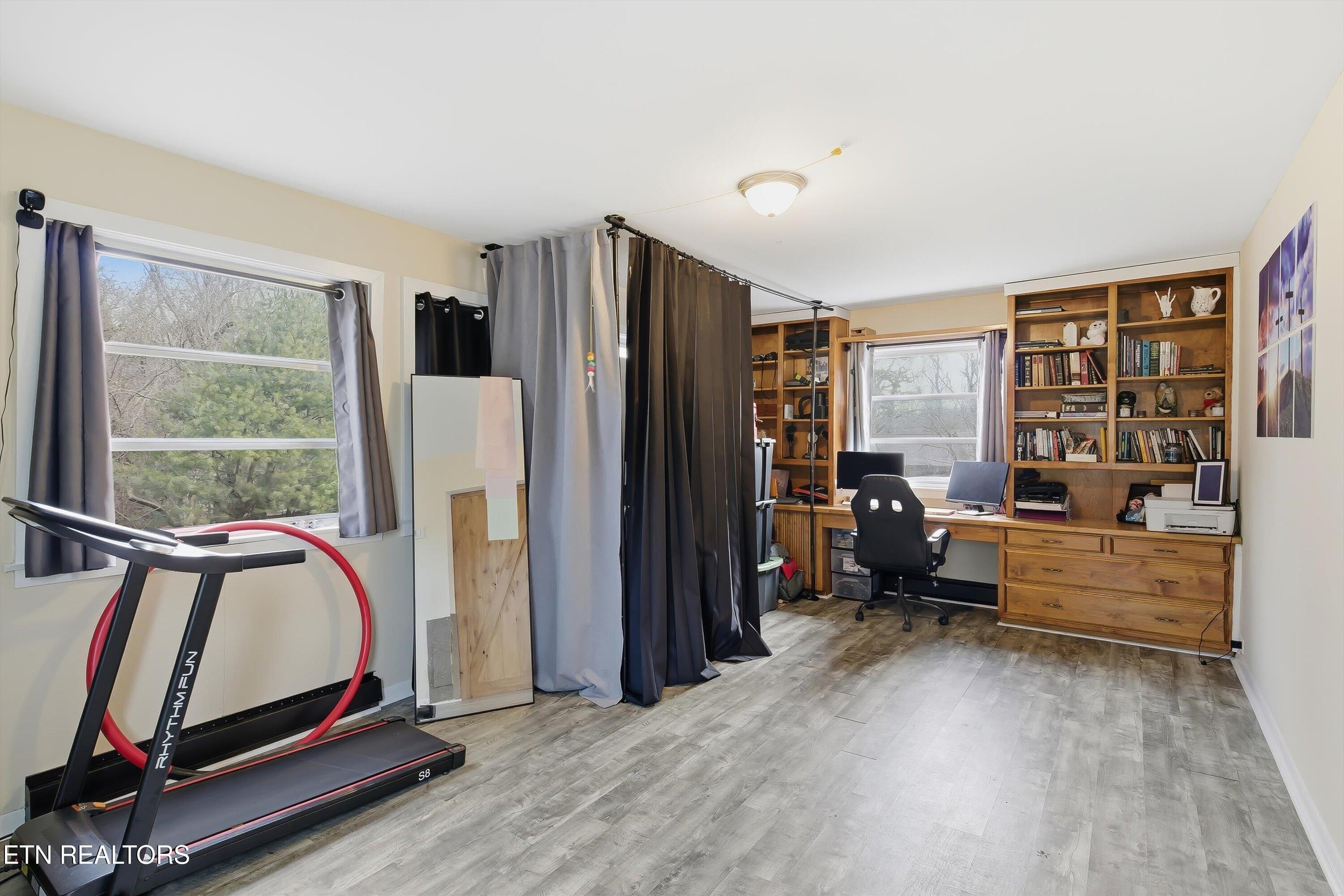 114 East Price Road Oak Ridge, TN 37830 - Photo 14 of 29 15-114 E Price Rd-15