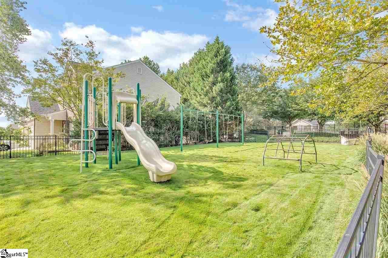 402 Rolling Pines Lane Duncan, SC 29334 - Photo 12 of 48