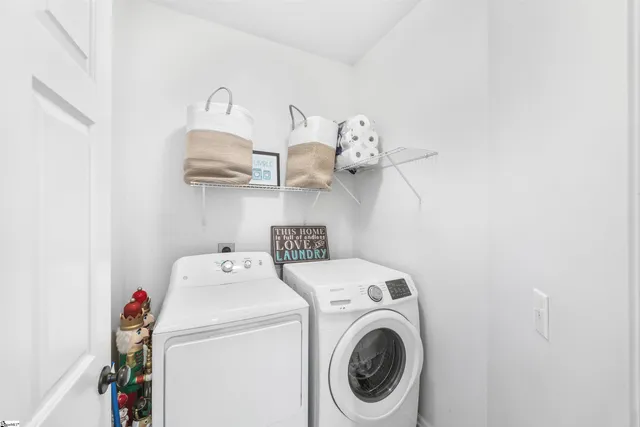 $370,000 | 402 Rolling Pines Lane, Duncan, SC 29334