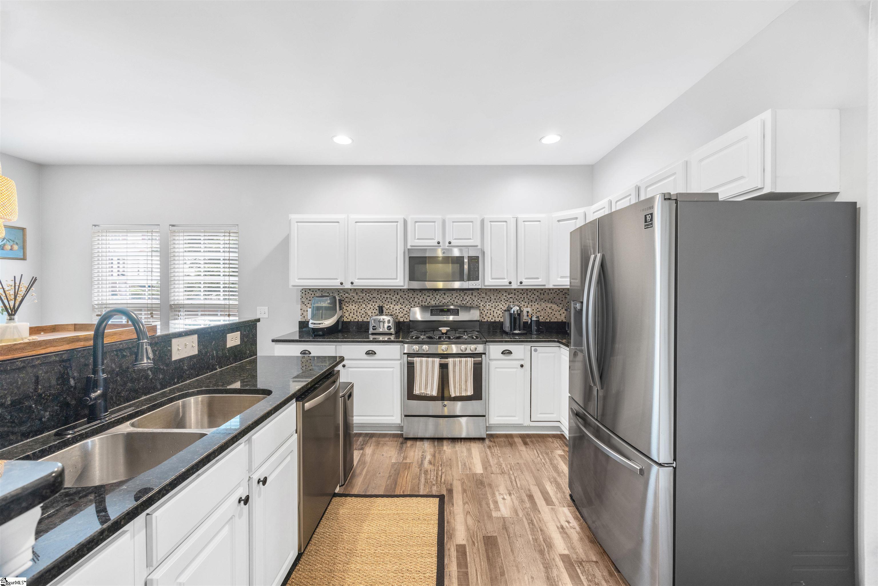 402 Rolling Pines Lane Duncan, SC 29334 - Photo 41 of 48