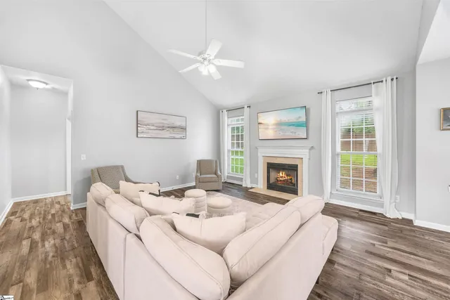 $370,000 | 402 Rolling Pines Lane, Duncan, SC 29334