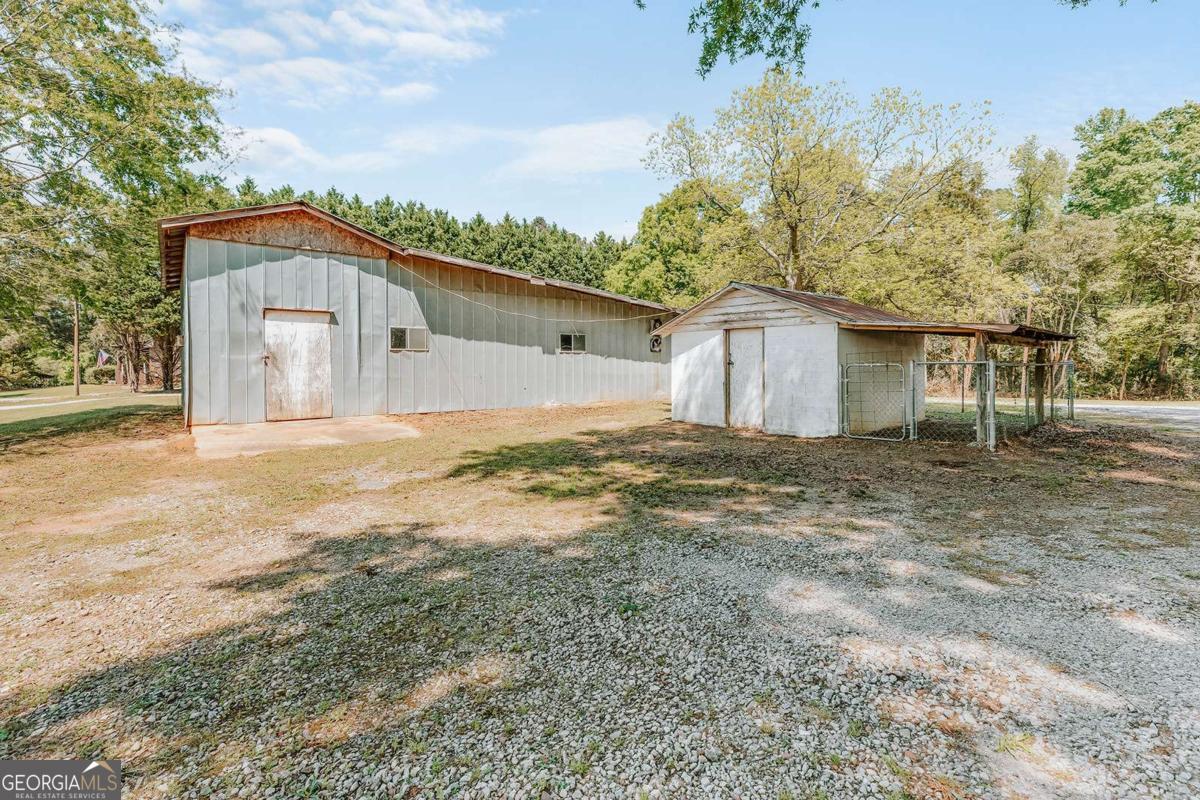 52 Clark Circle Lexington, GA 30648 - Photo 35 of 47 a house with a outdoor space