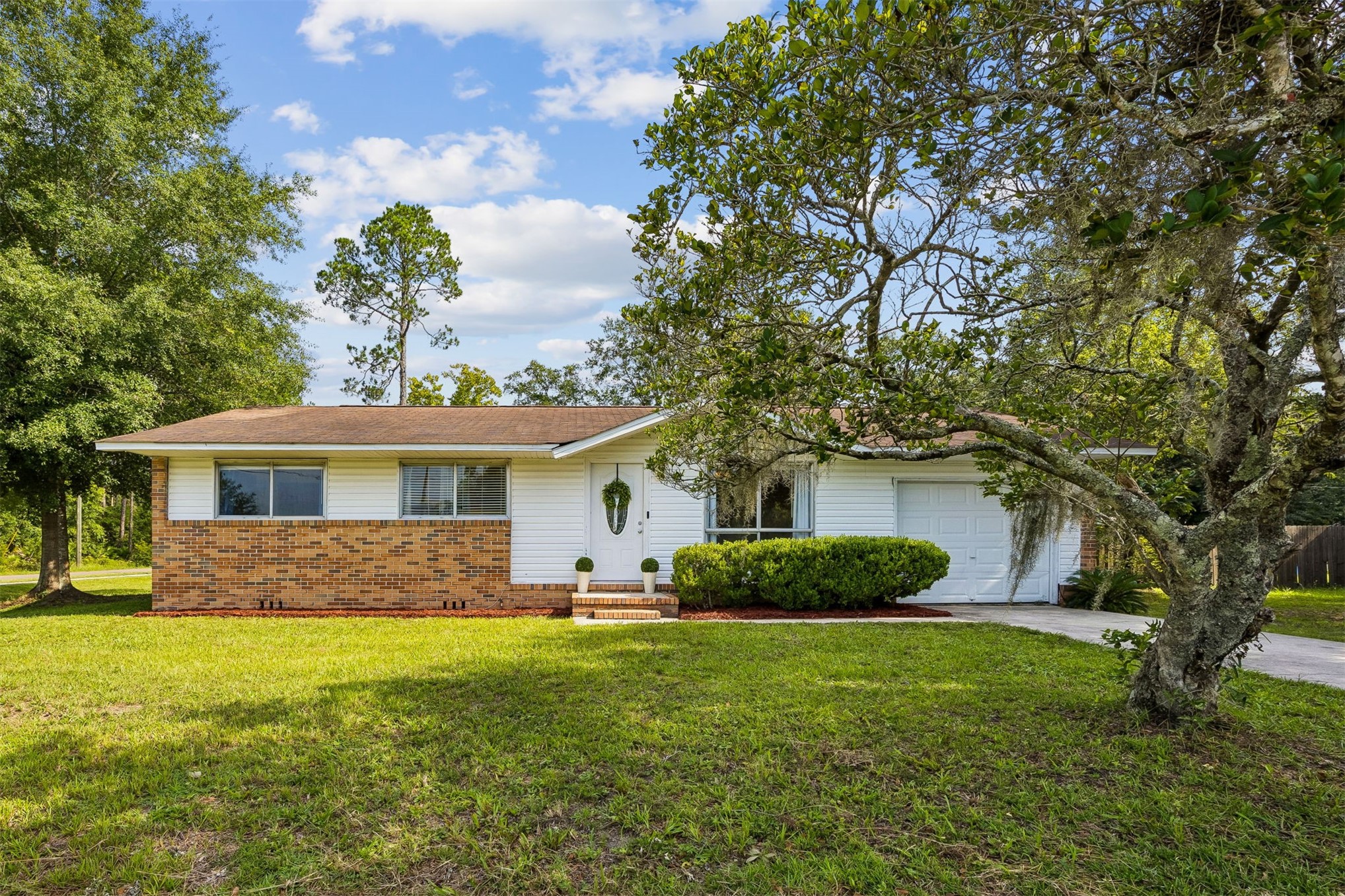 175484 Bay Road Hilliard, FL 32046 - Photo 2 of 26 Gallery Image 2