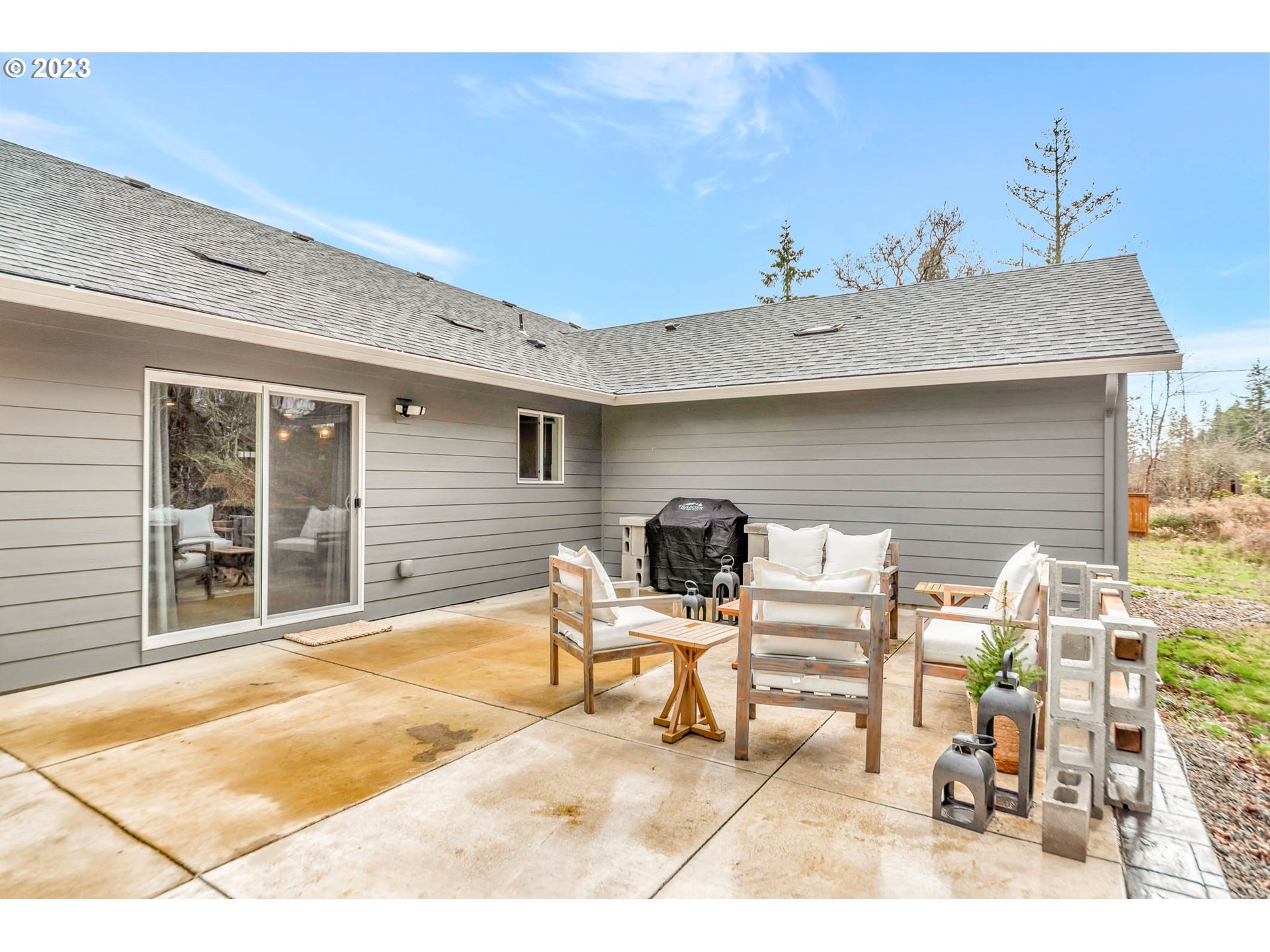 88310 Sproat Ranch Road Veneta, OR 97487 - Photo 25 of 31 Patio