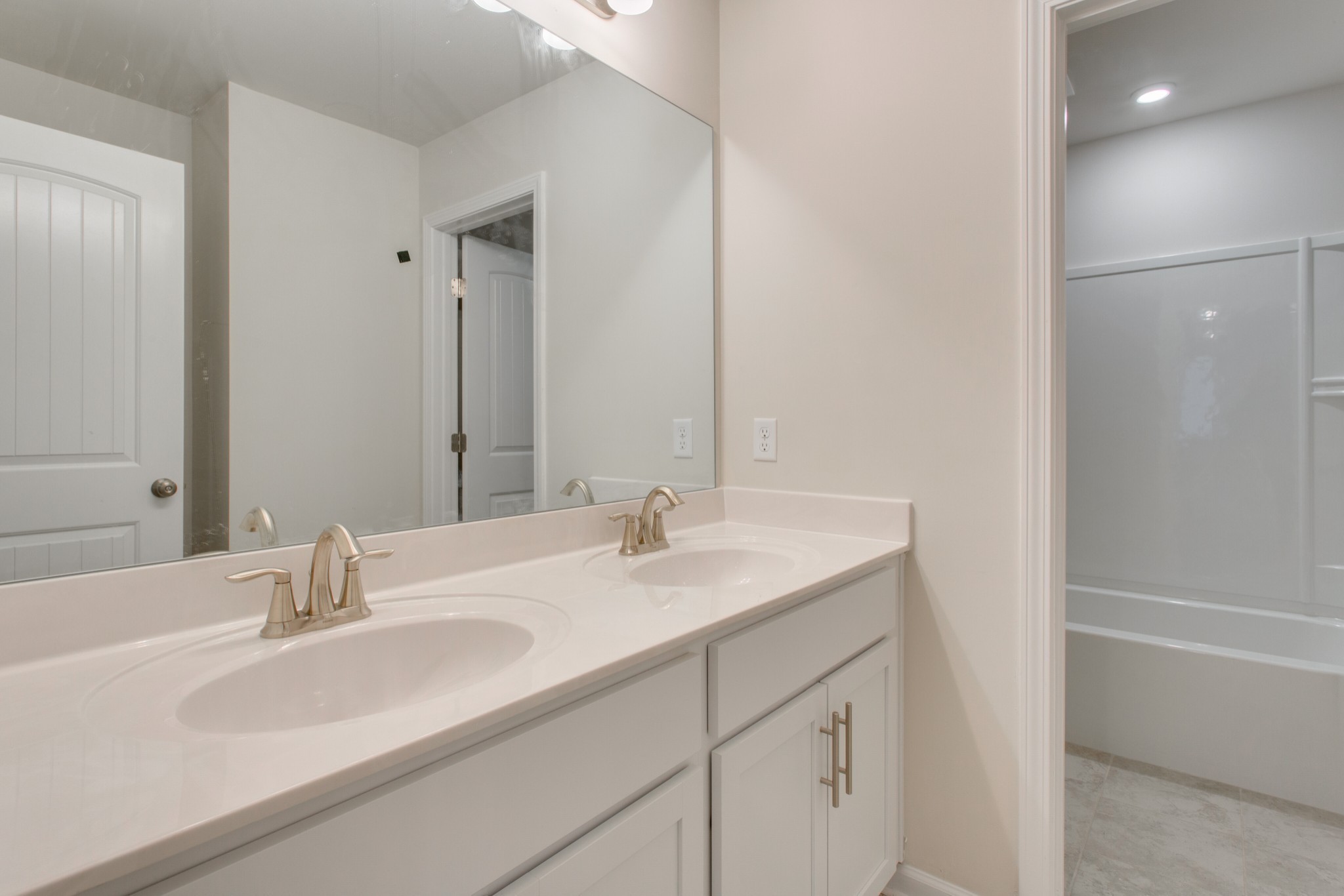 2598 Beverly Gail Road Pleasant View, TN 37146 - Photo 27 of 36 Gallery Image 27