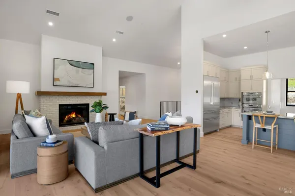 $2,950,000 | 573 Wagnon Road, Sebastopol, CA 95472