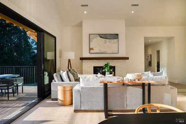 $2,950,000 | 573 Wagnon Road, Sebastopol, CA 95472