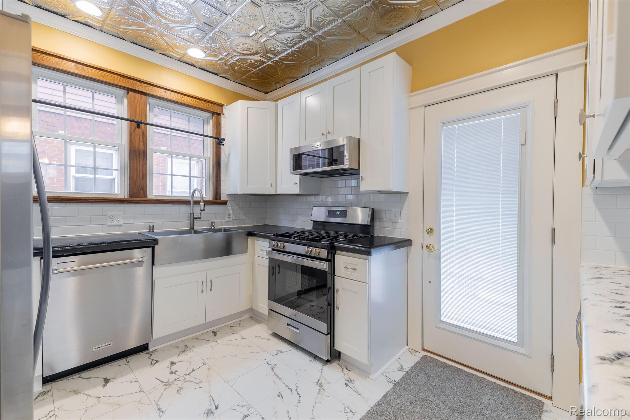 111 Walnut Street River Rouge, MI 48218 - Photo 14 of 41 Gallery Image 14
