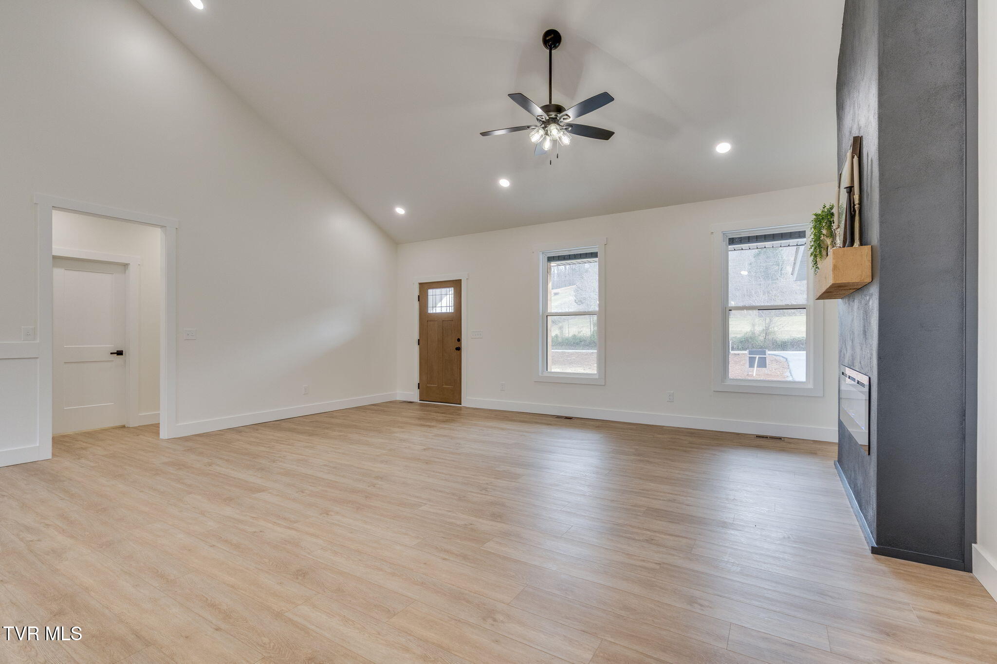 1634 Powder Branch Road Johnson City, TN 37601 - Photo 13 of 43 007