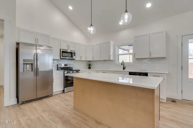 $525,000 | 1634 Powder Branch Road, Johnson City, TN 37601