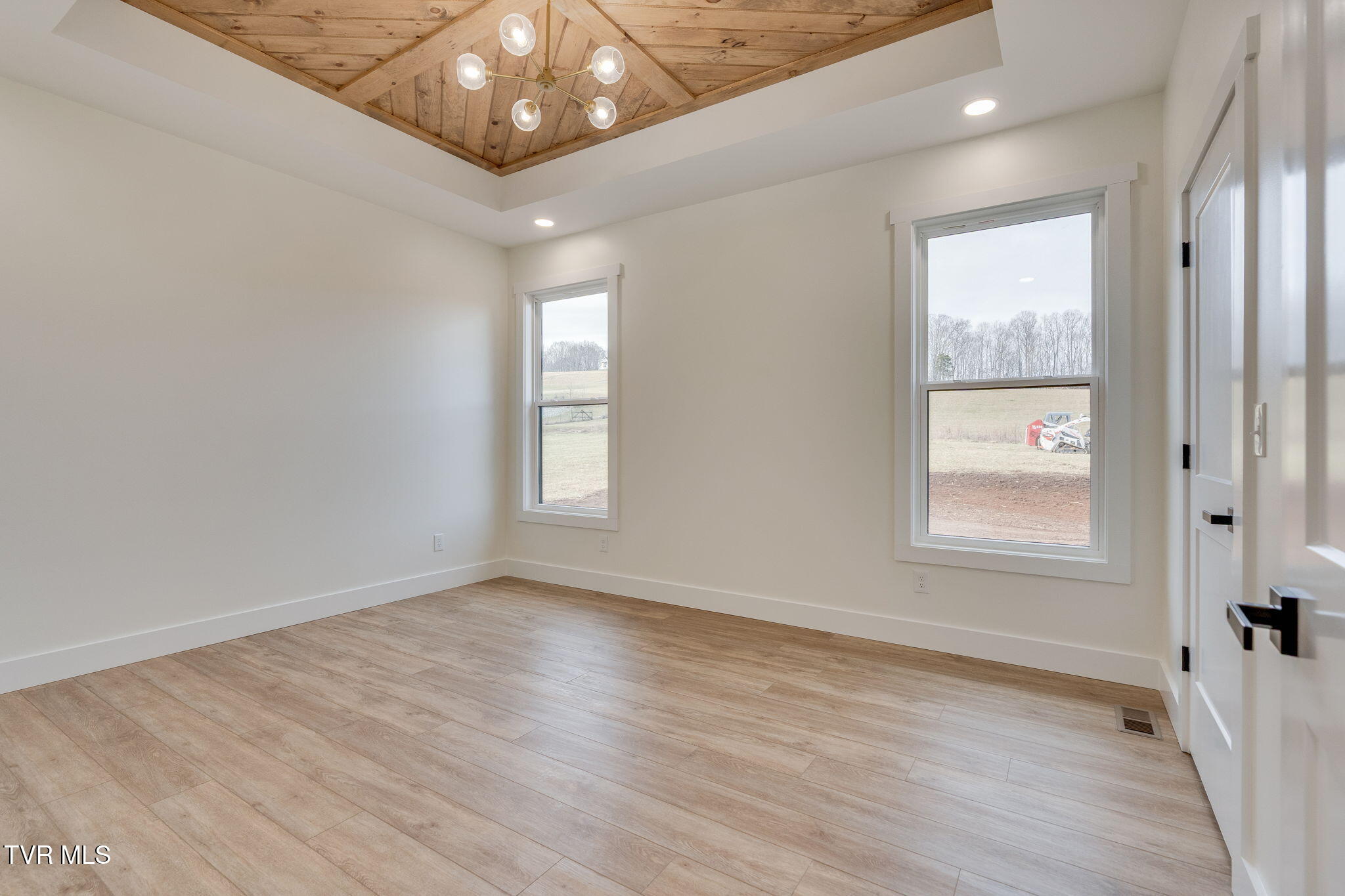 1634 Powder Branch Road Johnson City, TN 37601 - Photo 20 of 43 014