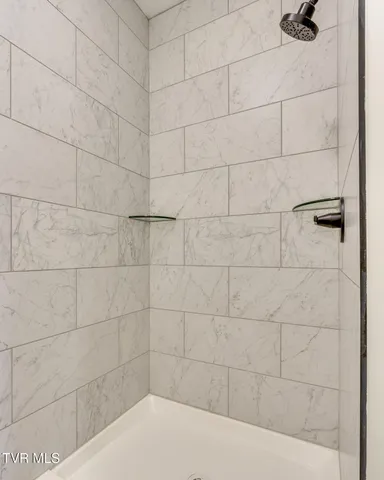 $525,000 | 1634 Powder Branch Road, Johnson City, TN 37601