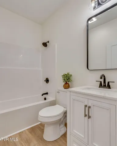 $525,000 | 1634 Powder Branch Road, Johnson City, TN 37601