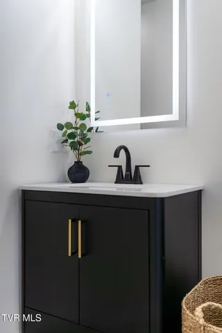 $525,000 | 1634 Powder Branch Road, Johnson City, TN 37601