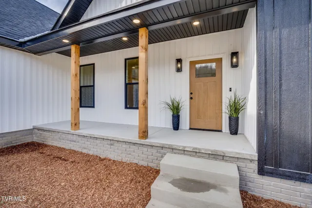 $525,000 | 1634 Powder Branch Road, Johnson City, TN 37601