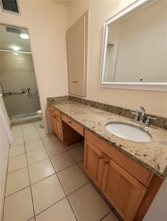$215,000 | 1601 43rd Street, Unit 129, St. Petersburg, FL 33713