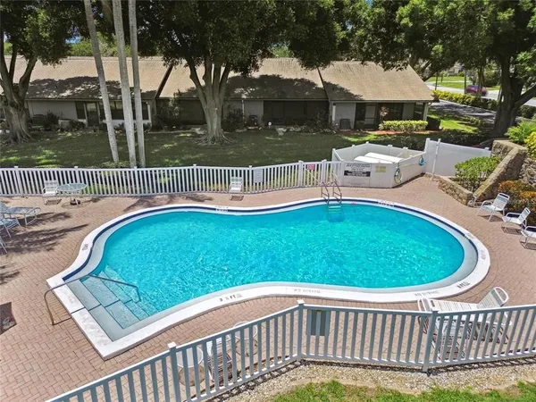 $215,000 | 1601 43rd Street, Unit 129, St. Petersburg, FL 33713