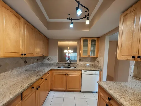 $215,000 | 1601 43rd Street, Unit 129, St. Petersburg, FL 33713
