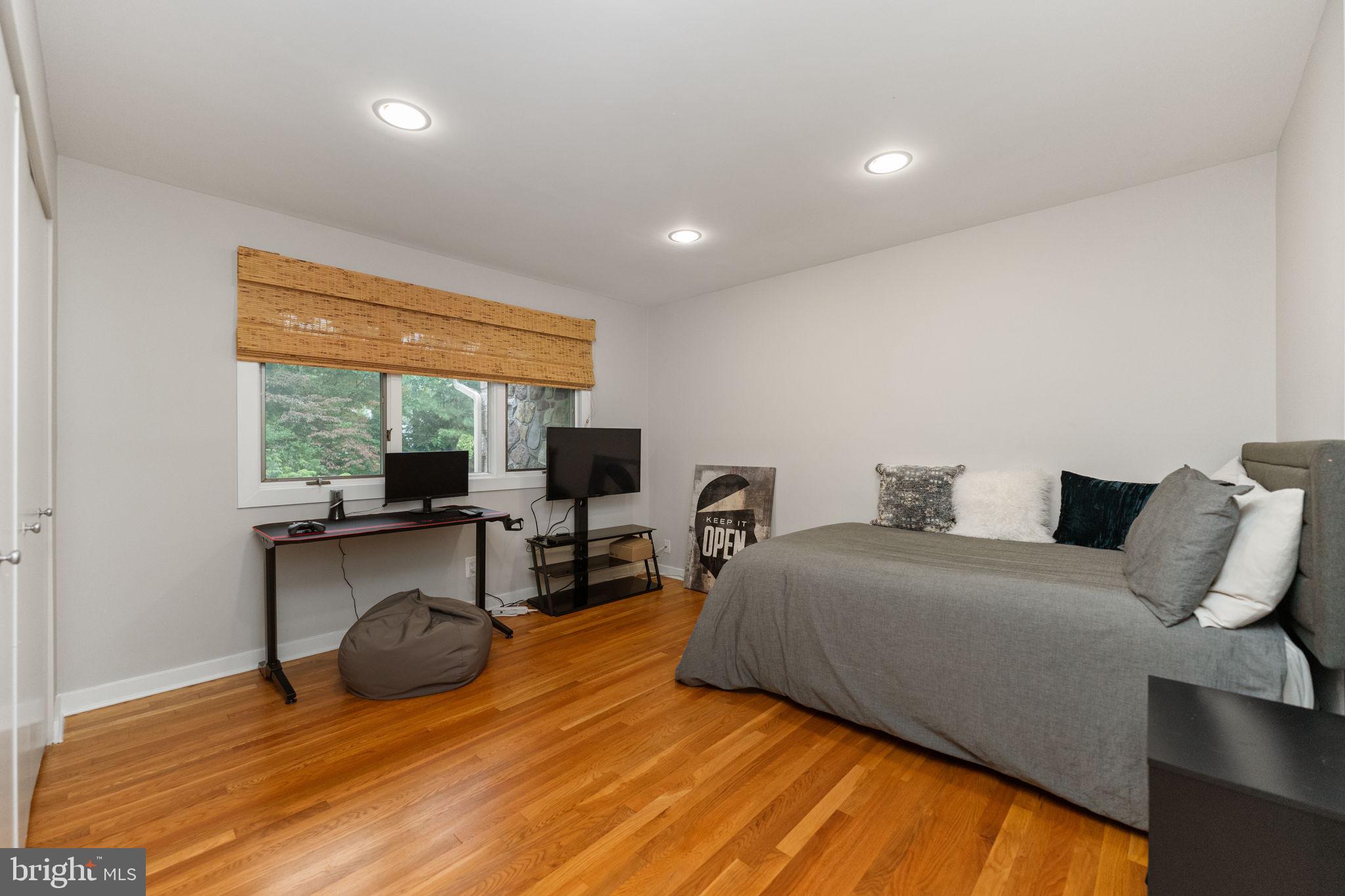 925 Stoke Road Villanova, PA 19085 - Photo 22 of 40