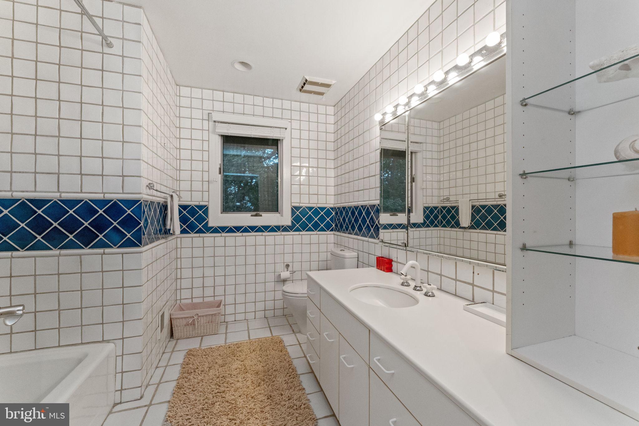 925 Stoke Road Villanova, PA 19085 - Photo 25 of 40