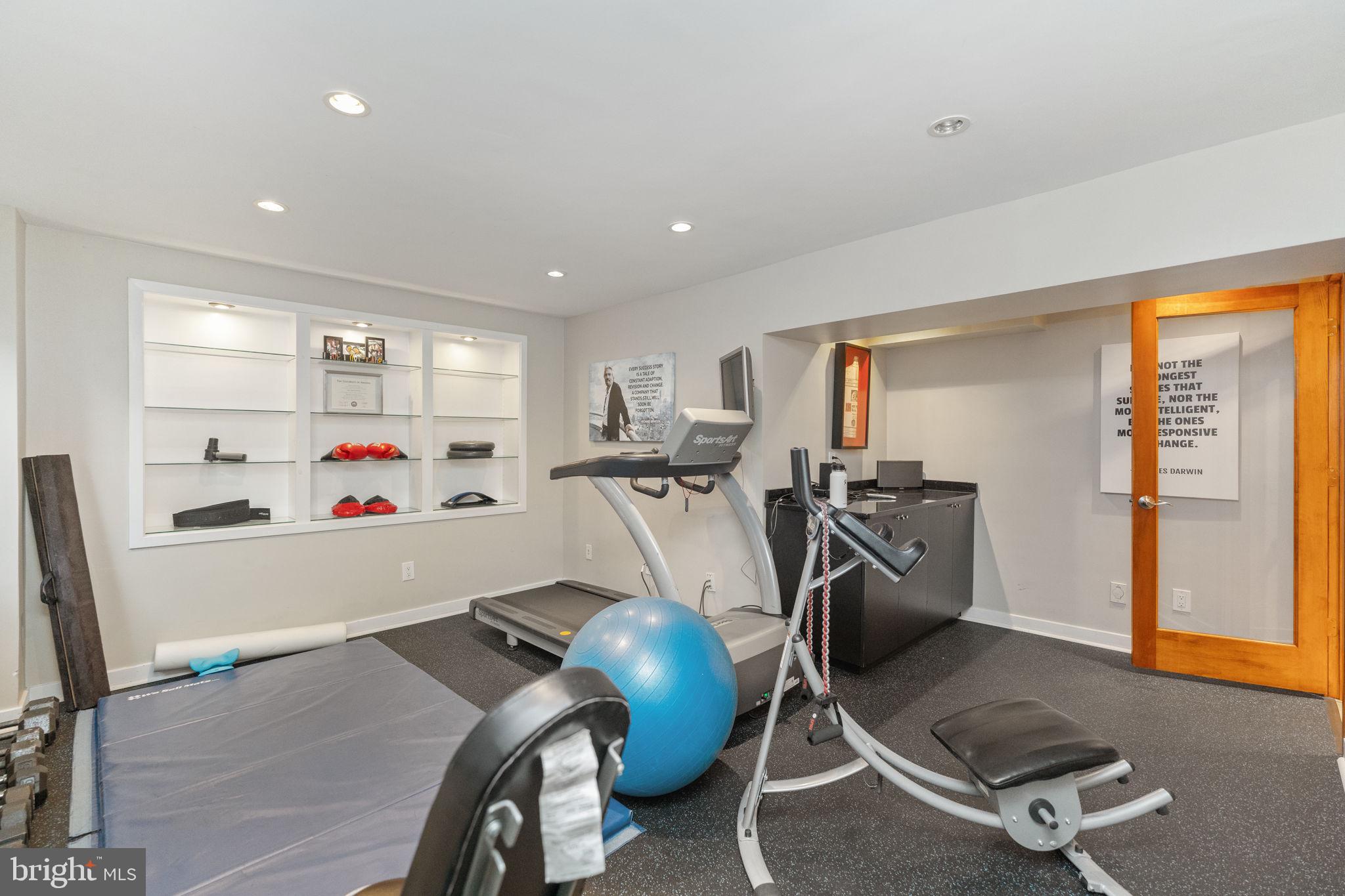 925 Stoke Road Villanova, PA 19085 - Photo 34 of 40