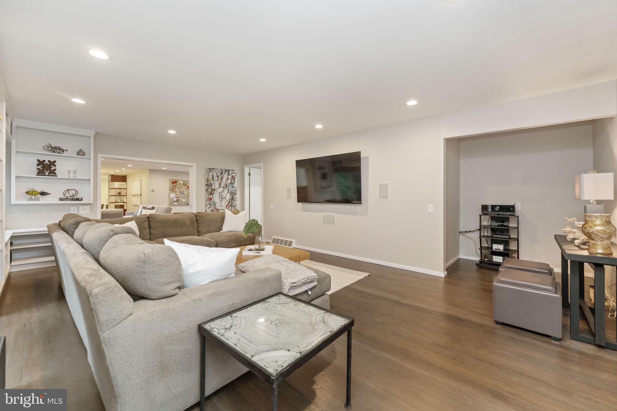 925 Stoke Road Villanova, PA 19085 - Photo 8 of 40