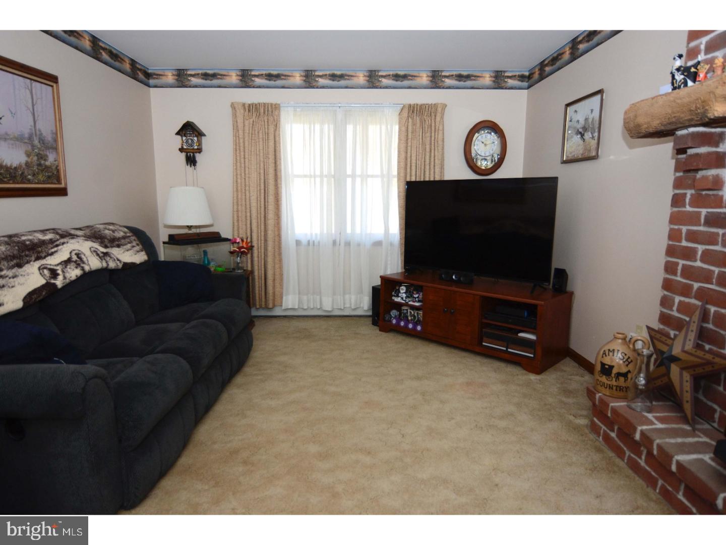 702 Texter Mountain Road Robesonia, PA 19551 - Photo 10 of 25 Gallery Image 10