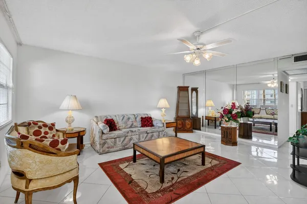 $210,000 | 2035 Ainslie Drive, Boca Raton, FL 33434