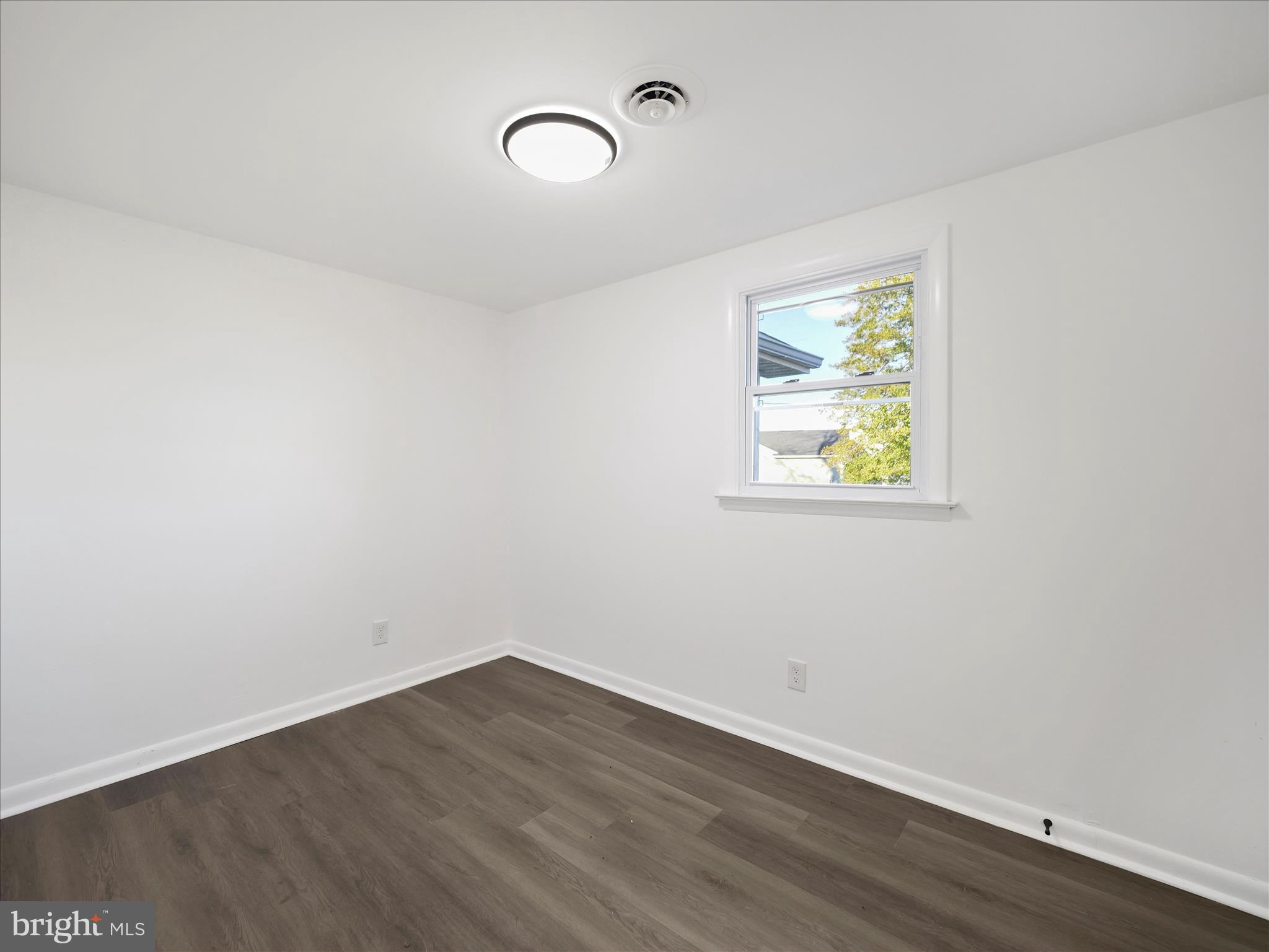 329 Emmert Road Hagerstown, MD 21740 - Photo 19 of 33