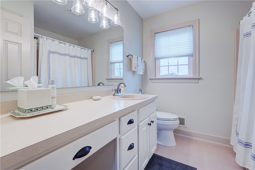 6 Quoin Crescent Victor, NY 14564 - Photo 29 of 50 SPECIAL GUEST ACCOMMODATIONS INCLUDE A PRIVATE FUL