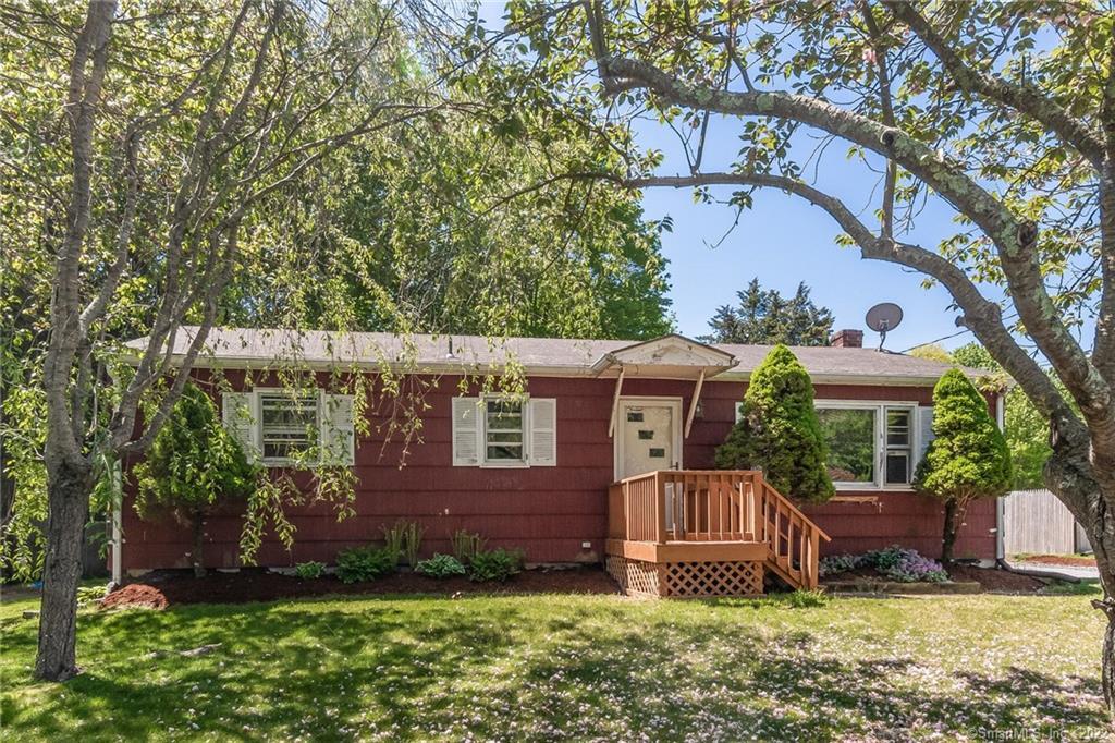 7 Echo Road East Lyme, CT 06357 - Photo 1 of 1 Gallery Image 1