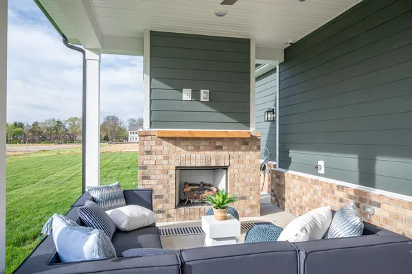 $799,990 | 7320 Dutch River Circle, Fairview, TN 37062