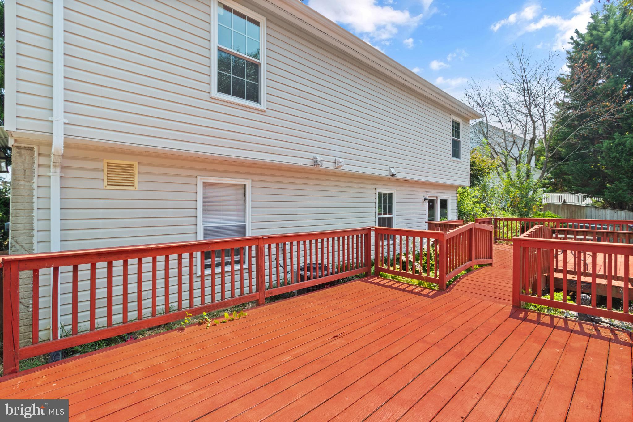 5764 Ralston Court Woodbridge, VA 22193 - Photo 18 of 49