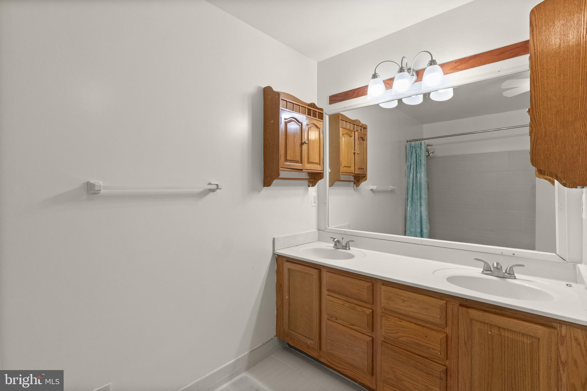 5764 Ralston Court Woodbridge, VA 22193 - Photo 25 of 49