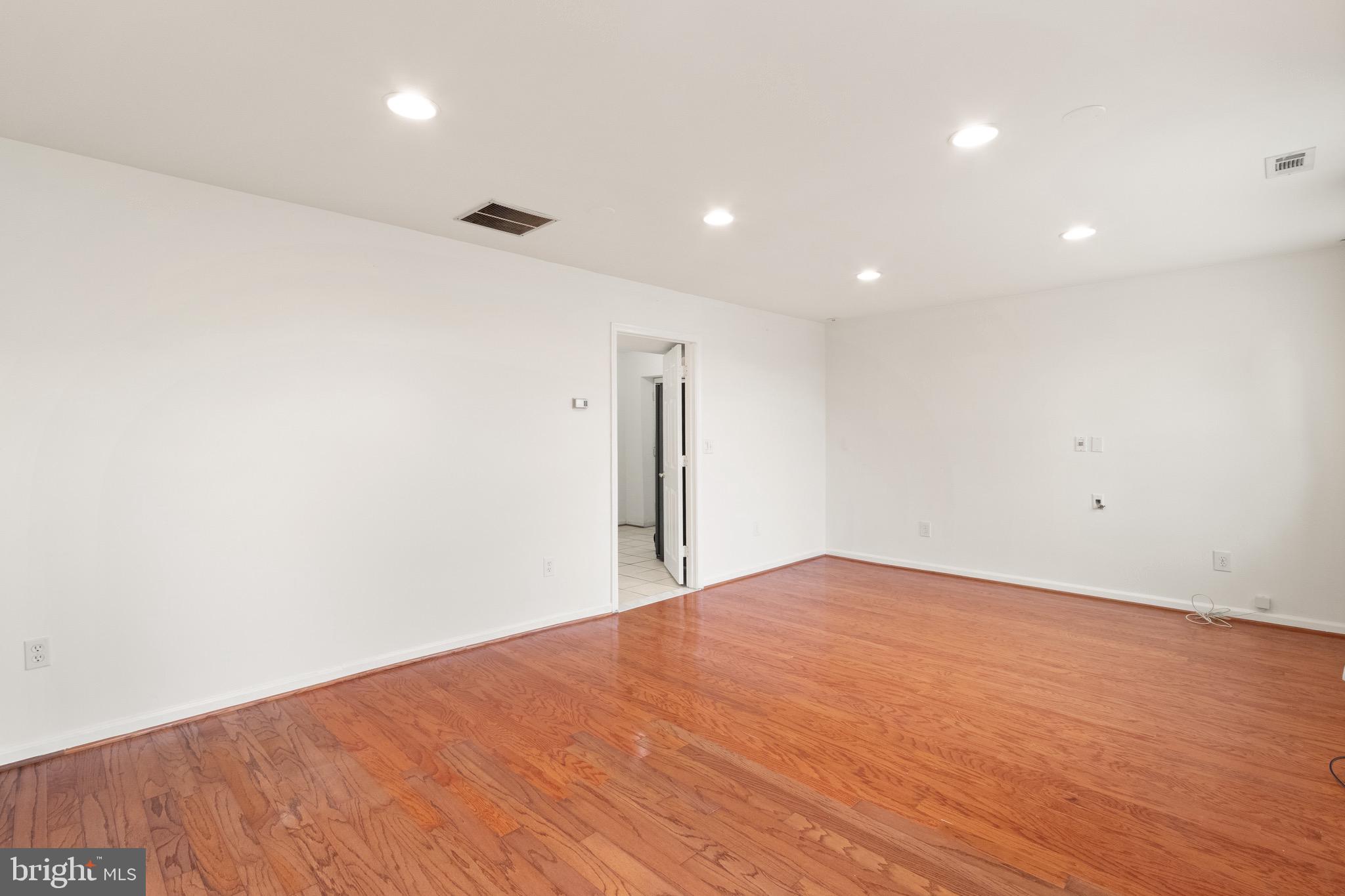 5764 Ralston Court Woodbridge, VA 22193 - Photo 47 of 49