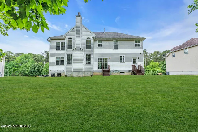 $5,000 | 8 Connor Drive, Manalapan, NJ 07726