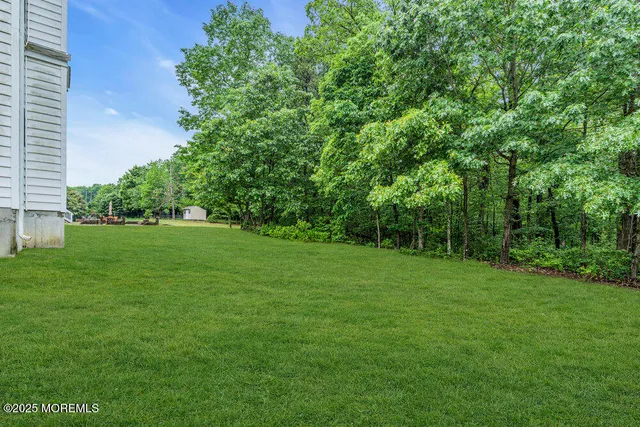 $5,000 | 8 Connor Drive, Manalapan, NJ 07726