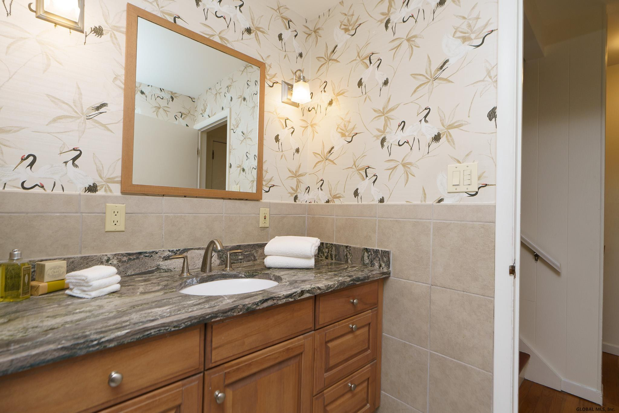 37 Preston Road Bethlehem, NY 12054 - Photo 21 of 34 Photo 22