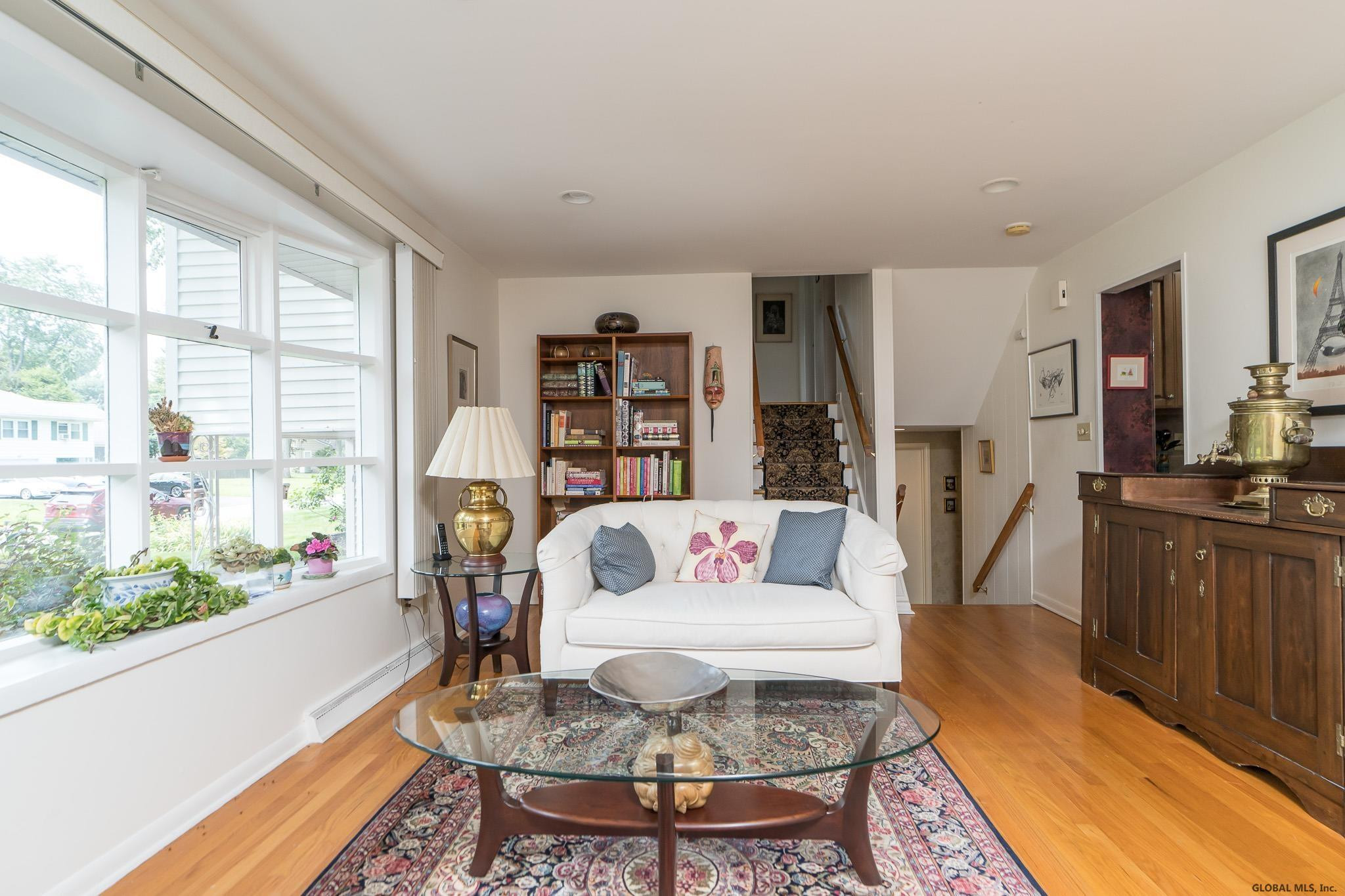 37 Preston Road Bethlehem, NY 12054 - Photo 5 of 34 Photo 5