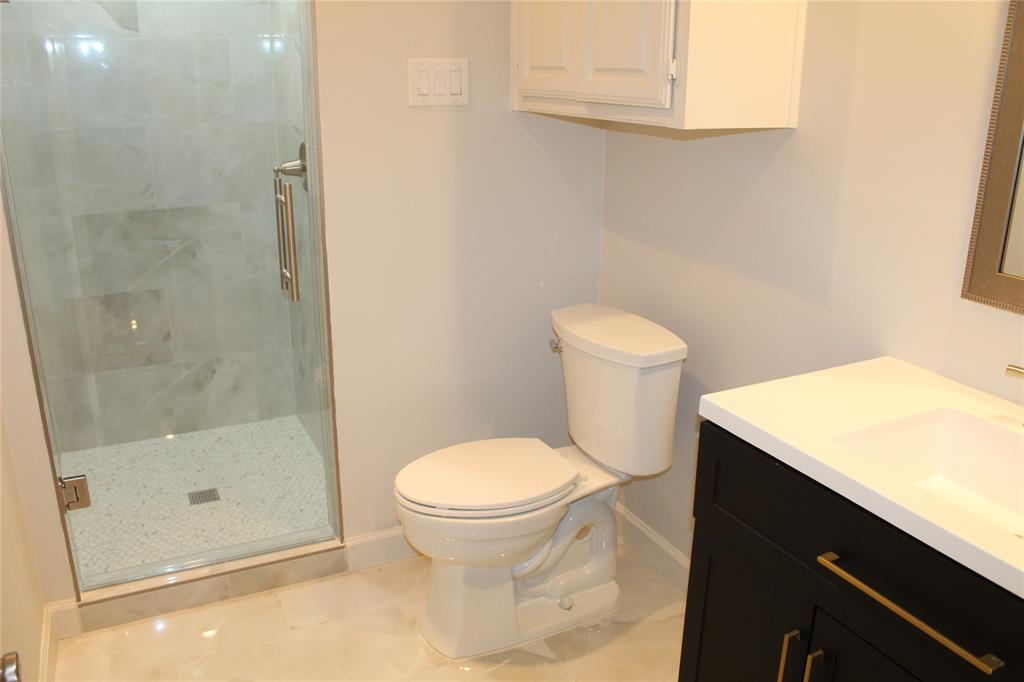 5709 Buffridge Trail Dallas, TX 75252 - Photo 16 of 31