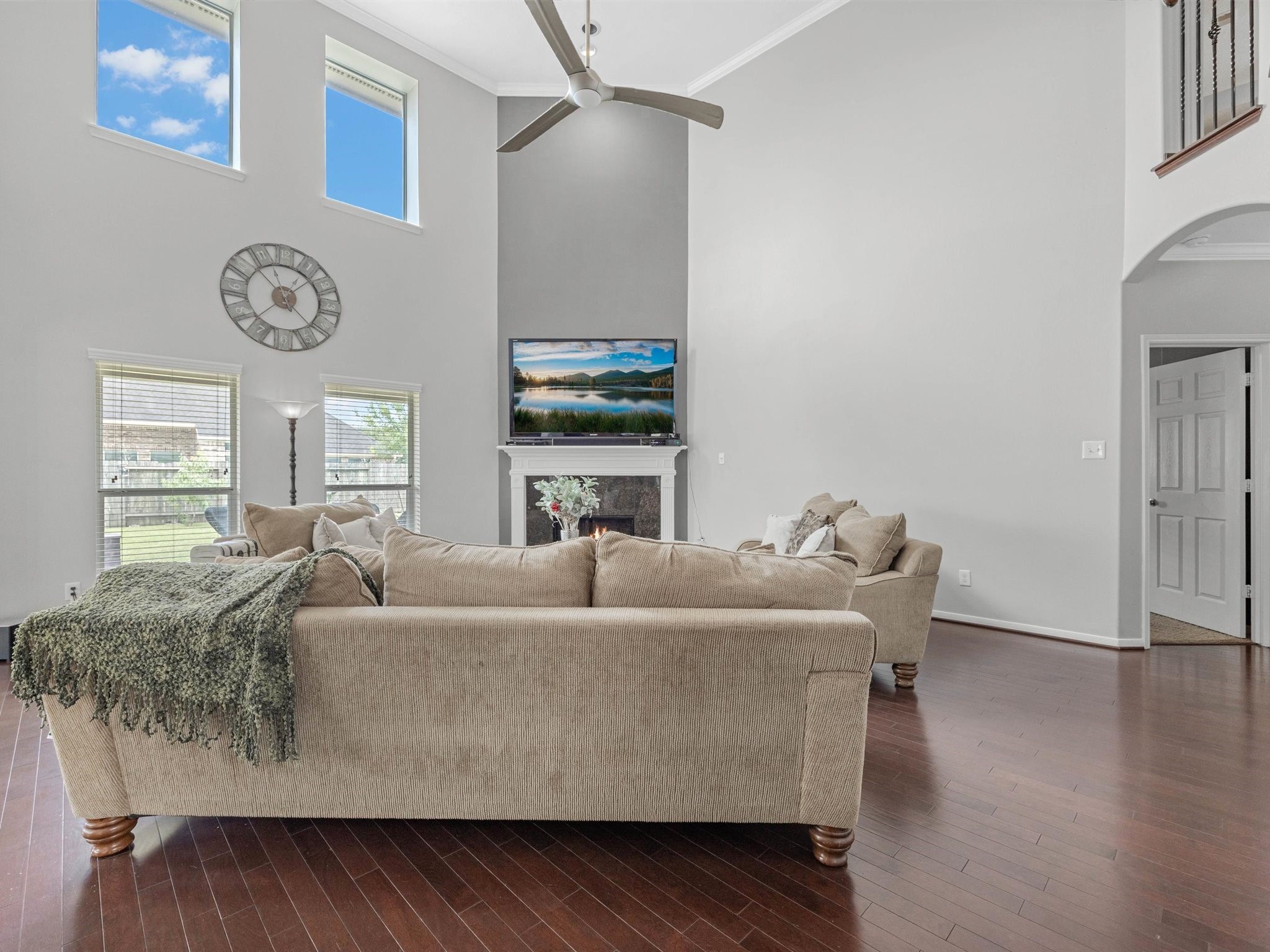 3310 Compass Court Conroe, TX 77301 - Photo 9 of 38 a living room with furniture and a large window