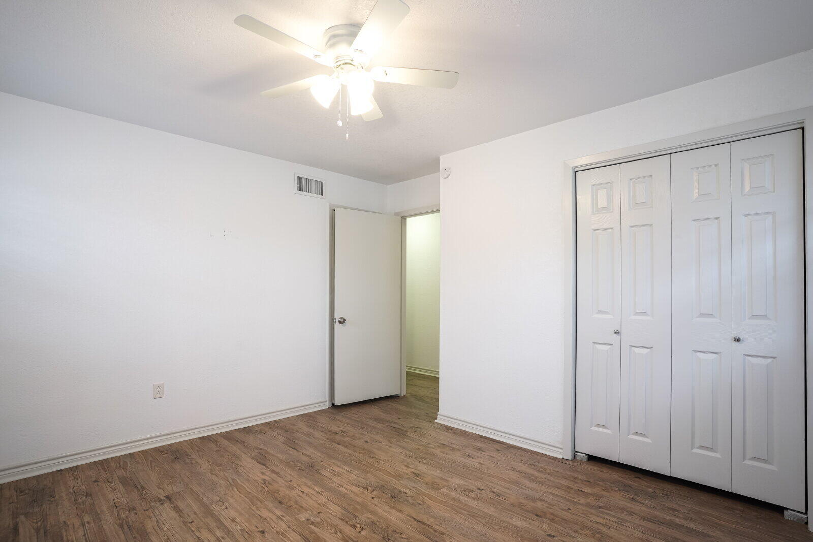 2826 54th Street Lubbock, TX 79413 - Photo 21 of 32 large (19)