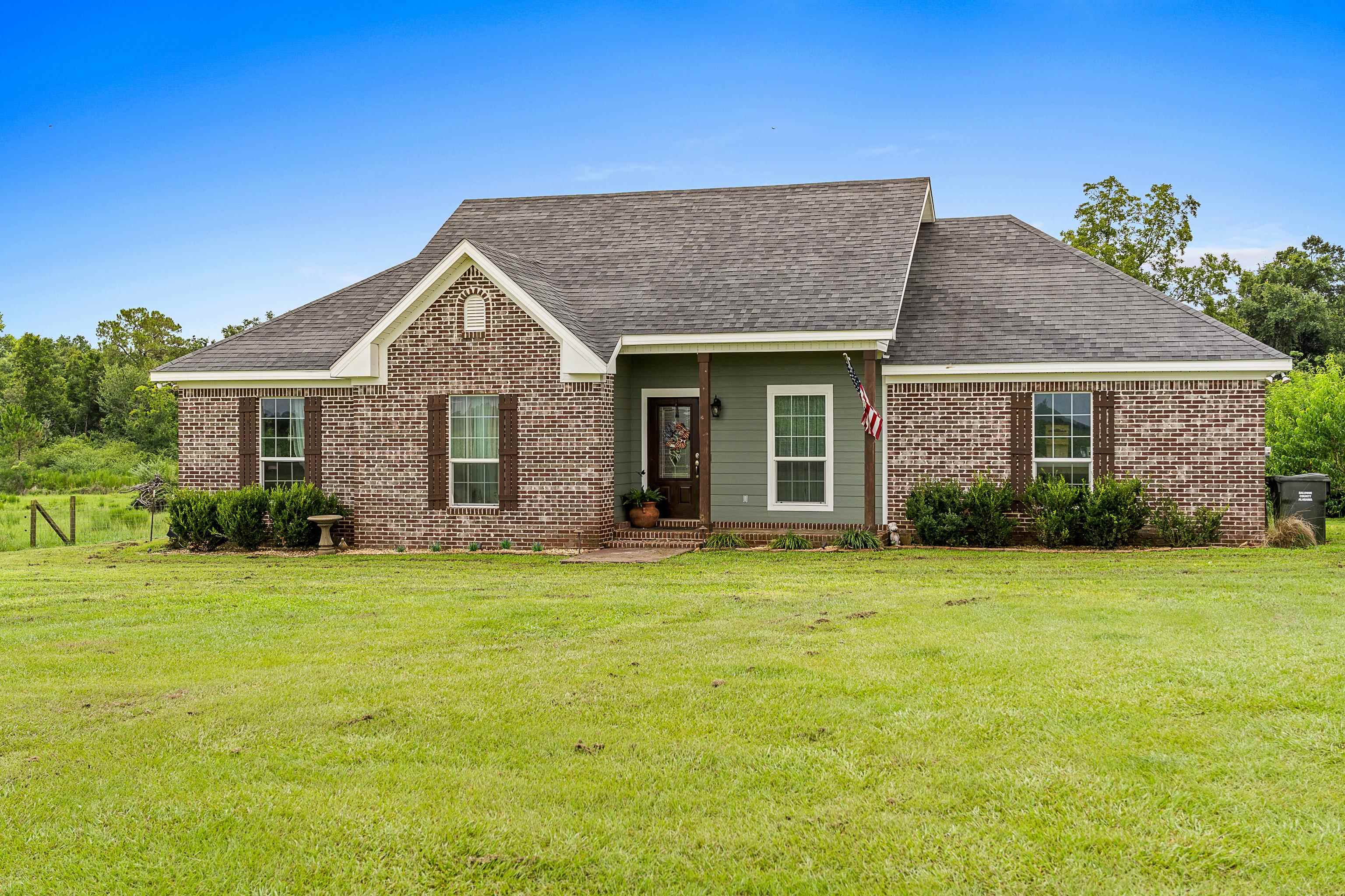 25212 Reeves Lane Elberta, AL 36530 - Photo 3 of 28 Front Of Structure