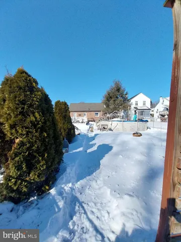 a view of outdoor space and garden