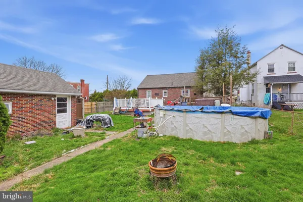 a view of outdoor space yard and patio