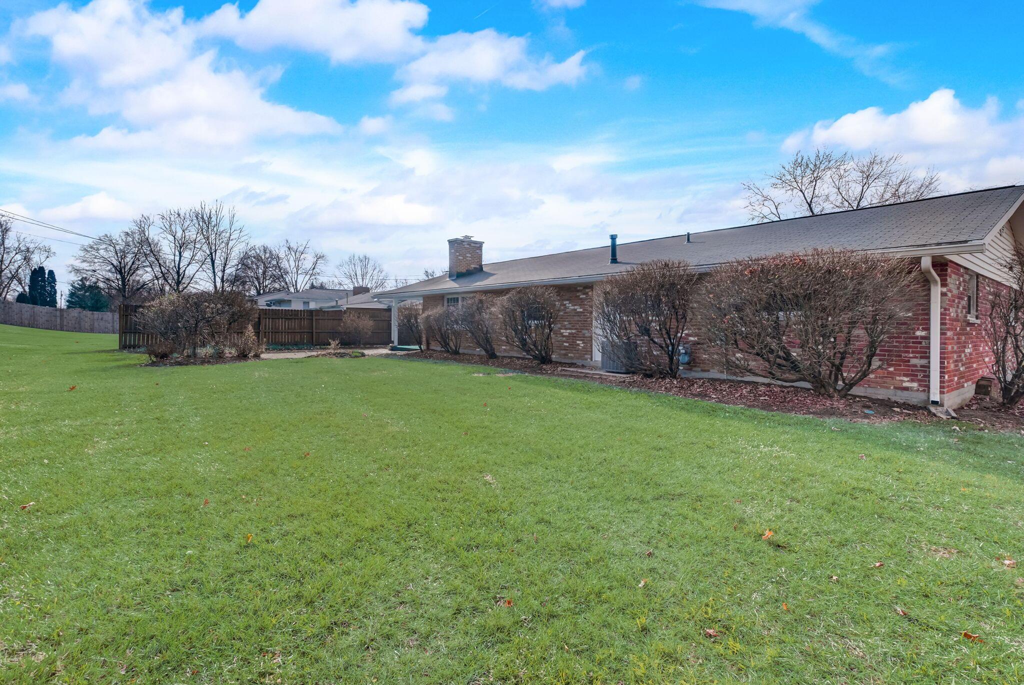 5548 Oak Valley Road Dayton, OH 45440 - Photo 24 of 44 32-web-or-mls-Oak Valley Rd-030