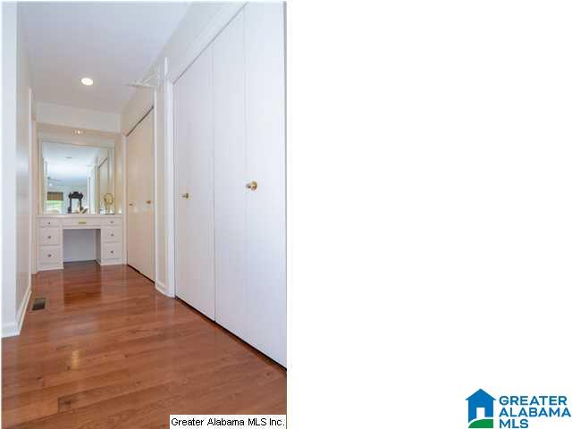 3737 Forest Run Road Birmingham, AL 35223 - Photo 18 of 32